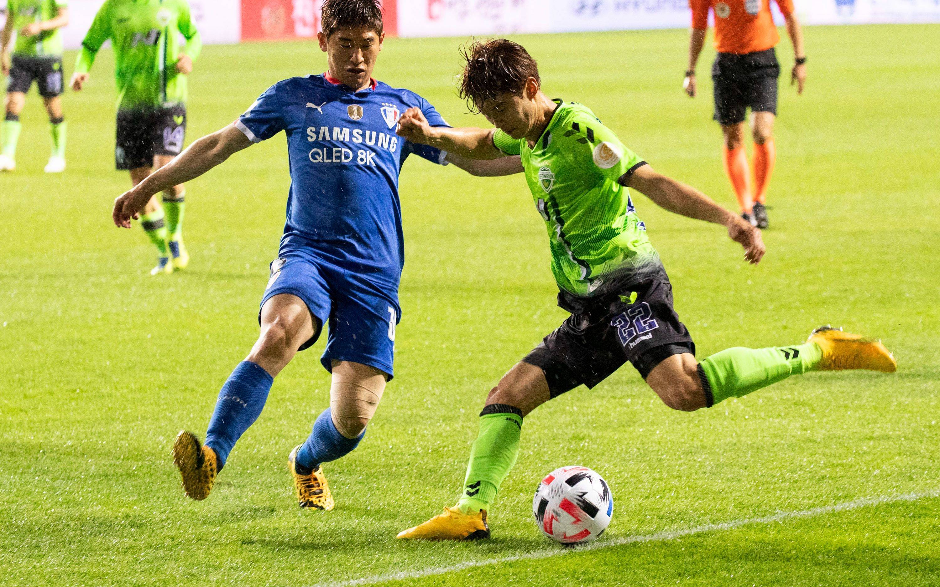 关于顶级足球比赛引爆球迷热情,焦点赛事即将揭晓的信息 关于顶级足球比赛引爆球迷热情,焦点赛事即将揭晓的信息