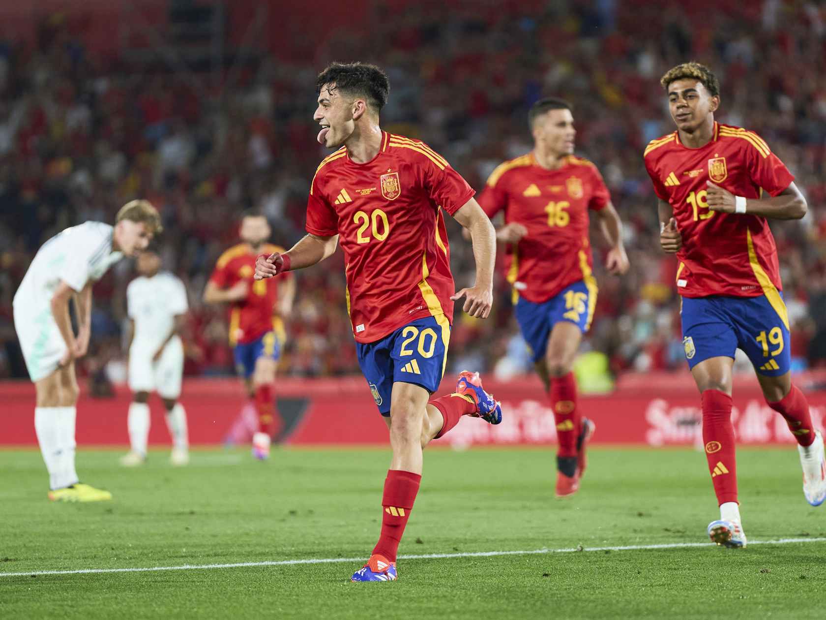 关于克罗地亚遭遇强敌,葡萄牙突破窘境!的信息 关于克罗地亚遭遇强敌,葡萄牙突破窘境!的信息