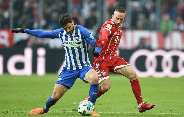 沙尔克04客场不敌对手，失利回家的简单介绍