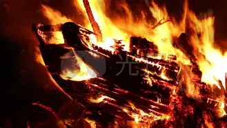 熊熊烈火！球队狂飙突进，追逐胜利