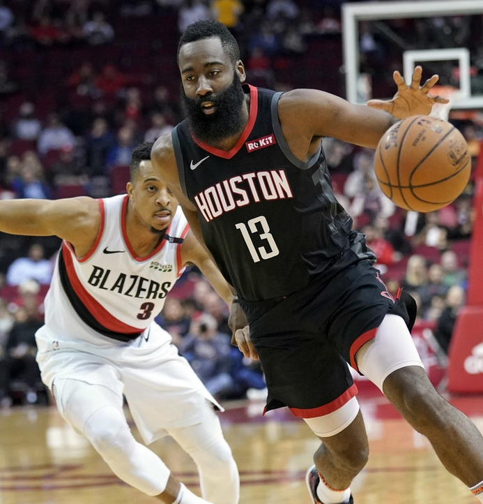 AYX体育赛事-第戎队遭遇重伤球员，战术调整成当务之急