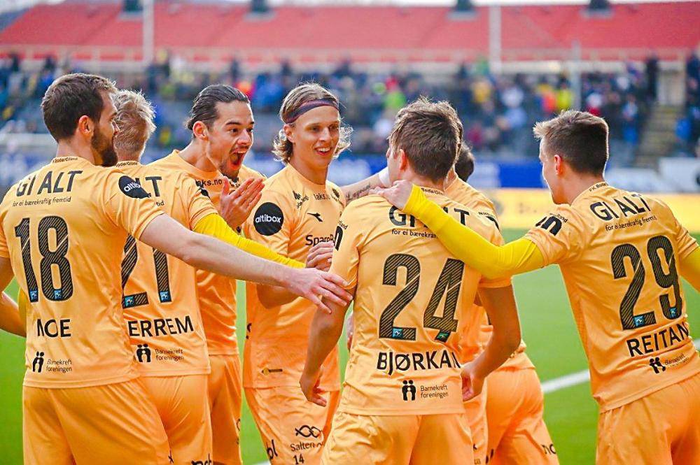 欧洲联赛实况：球队实力博弈精妙