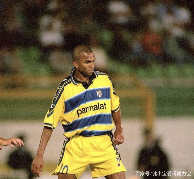 关于完胜帕尔马,锁定了下赛季豪门资格的信息 关于完胜帕尔马,锁定了下赛季豪门资格的信息