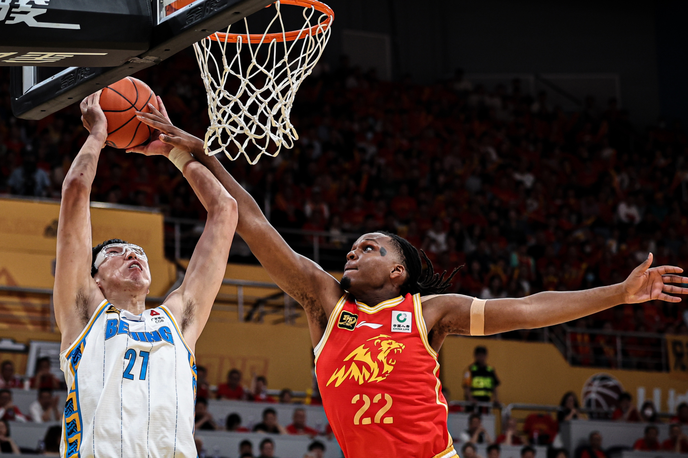 爵士翻盘灰熊,周琦点燃赛场的简单介绍 爵士翻盘灰熊,周琦点燃赛场的简单介绍