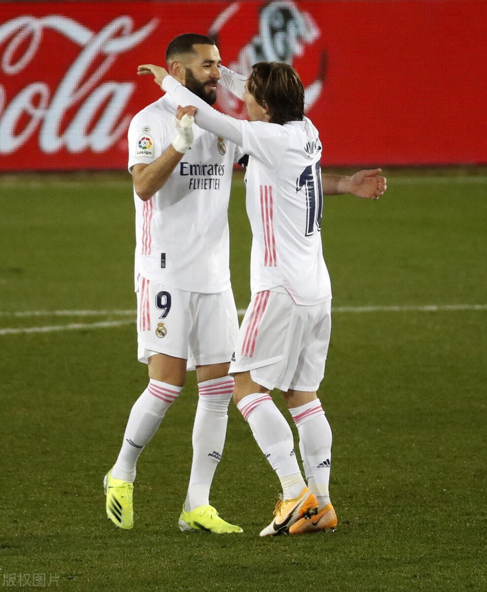 关于希腊碾压马德里竞技，卡塞米罗带队取胜的信息