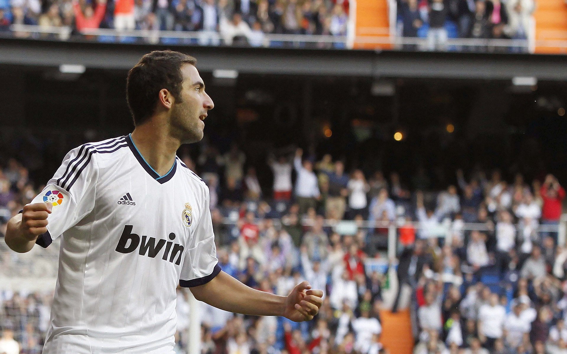 范戴克爆发，葡萄牙战术压制巴萨，一场战术革命的胜利